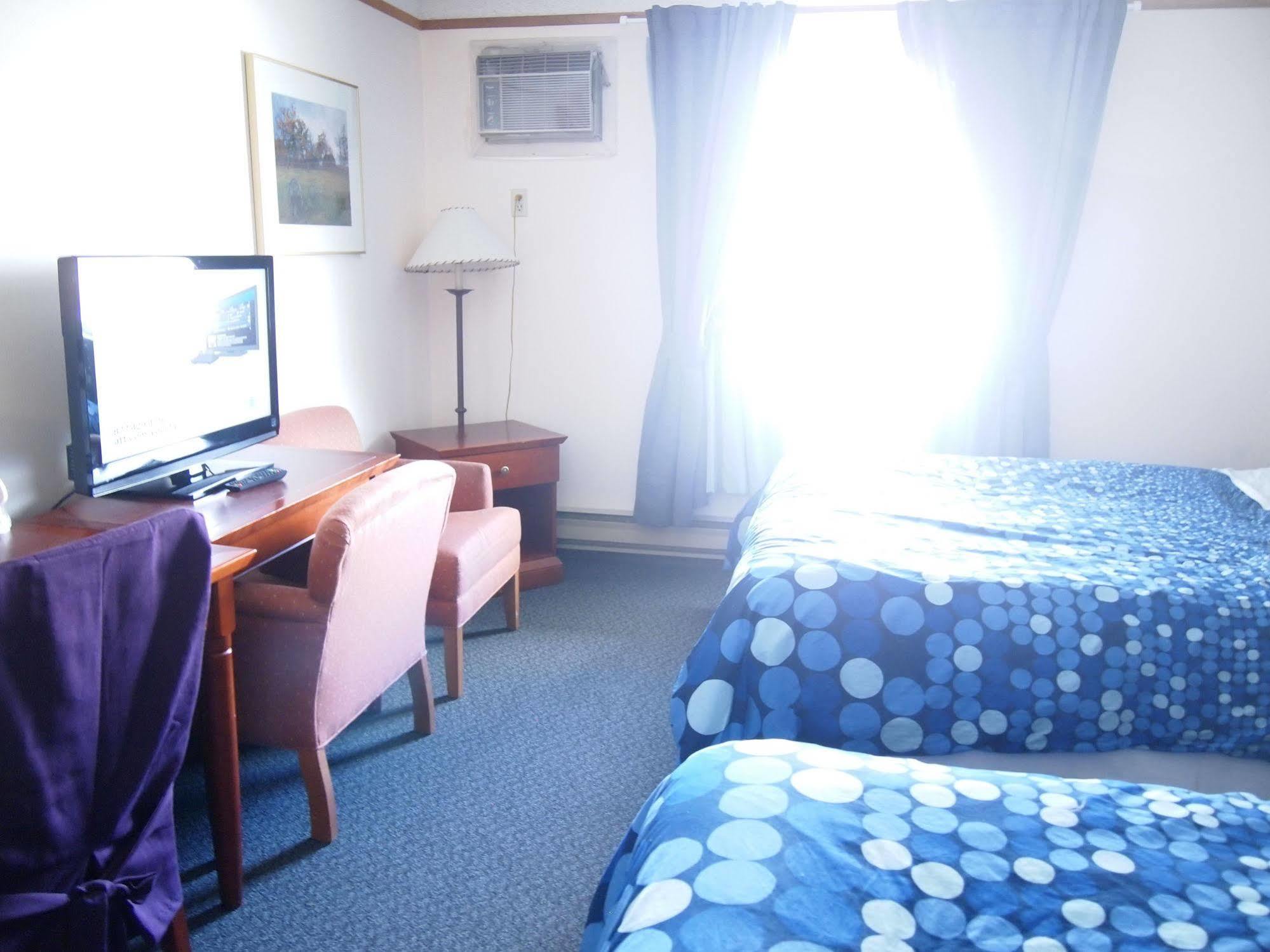 Moosomin Country Squire Inn Eksteriør bilde