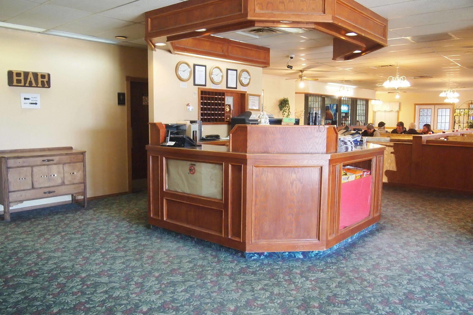 Moosomin Country Squire Inn Eksteriør bilde